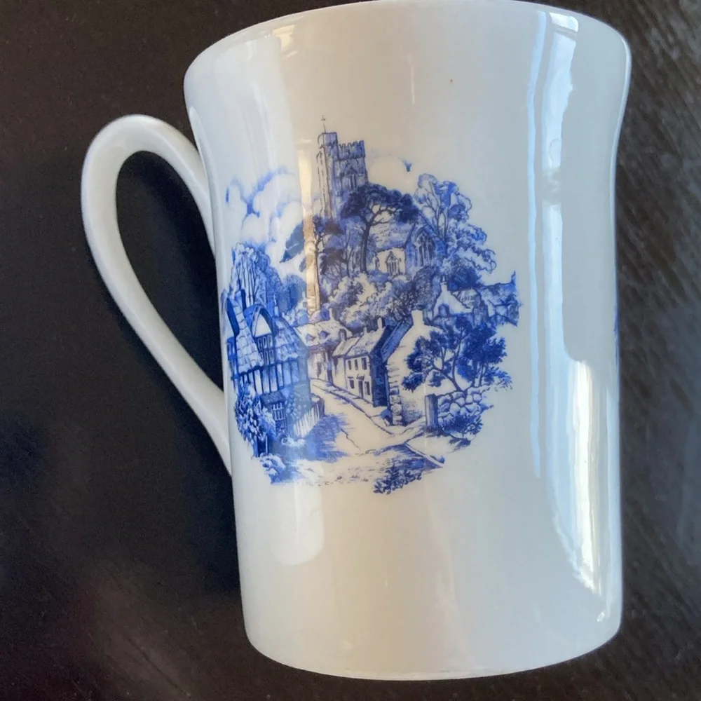 4 Windsor Bone China Coffee/Tea Mugs - Picture 6 of 7